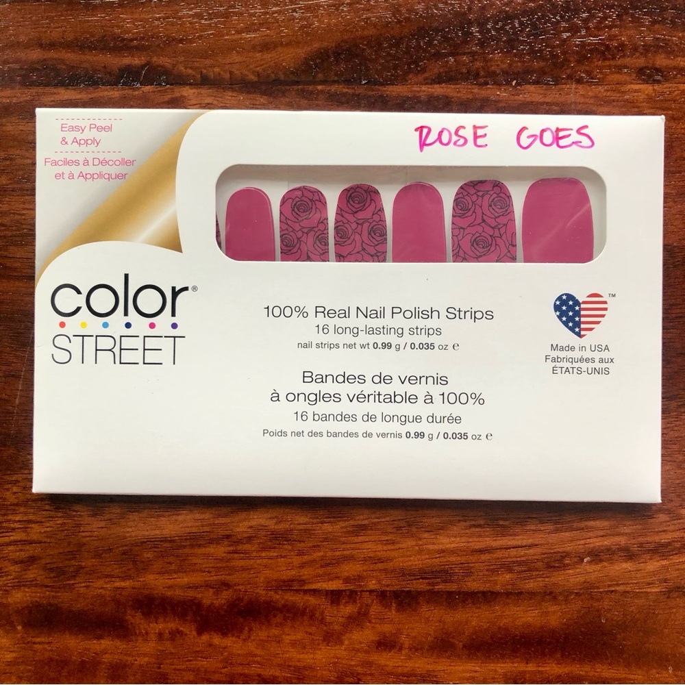 Color Street Nail Strips - Rose Goes